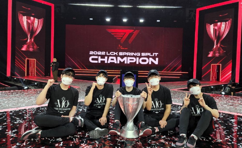 潜行刺击 潜行刺击